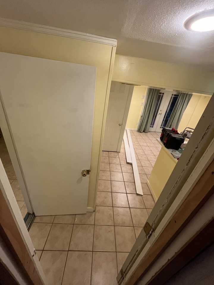 5 Hare Ln - Photo 3 of 14