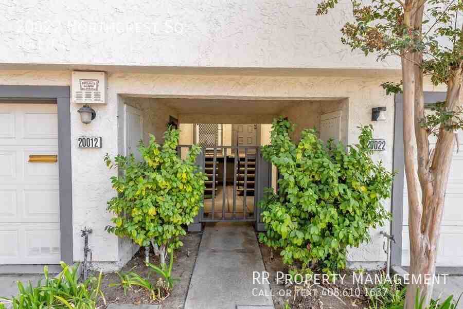 20022 Northcrest Sq - Photo 2 of 31