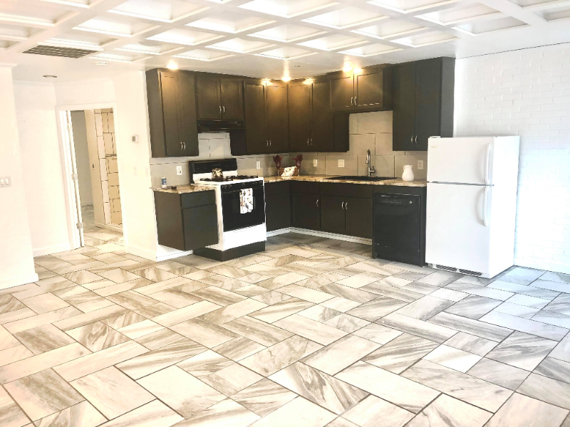 15914 Club Crest Dr - Photo 2 of 13