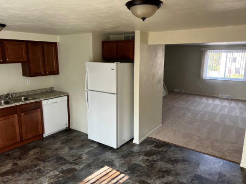 59 Soltis Dr - Photo 3 of 12