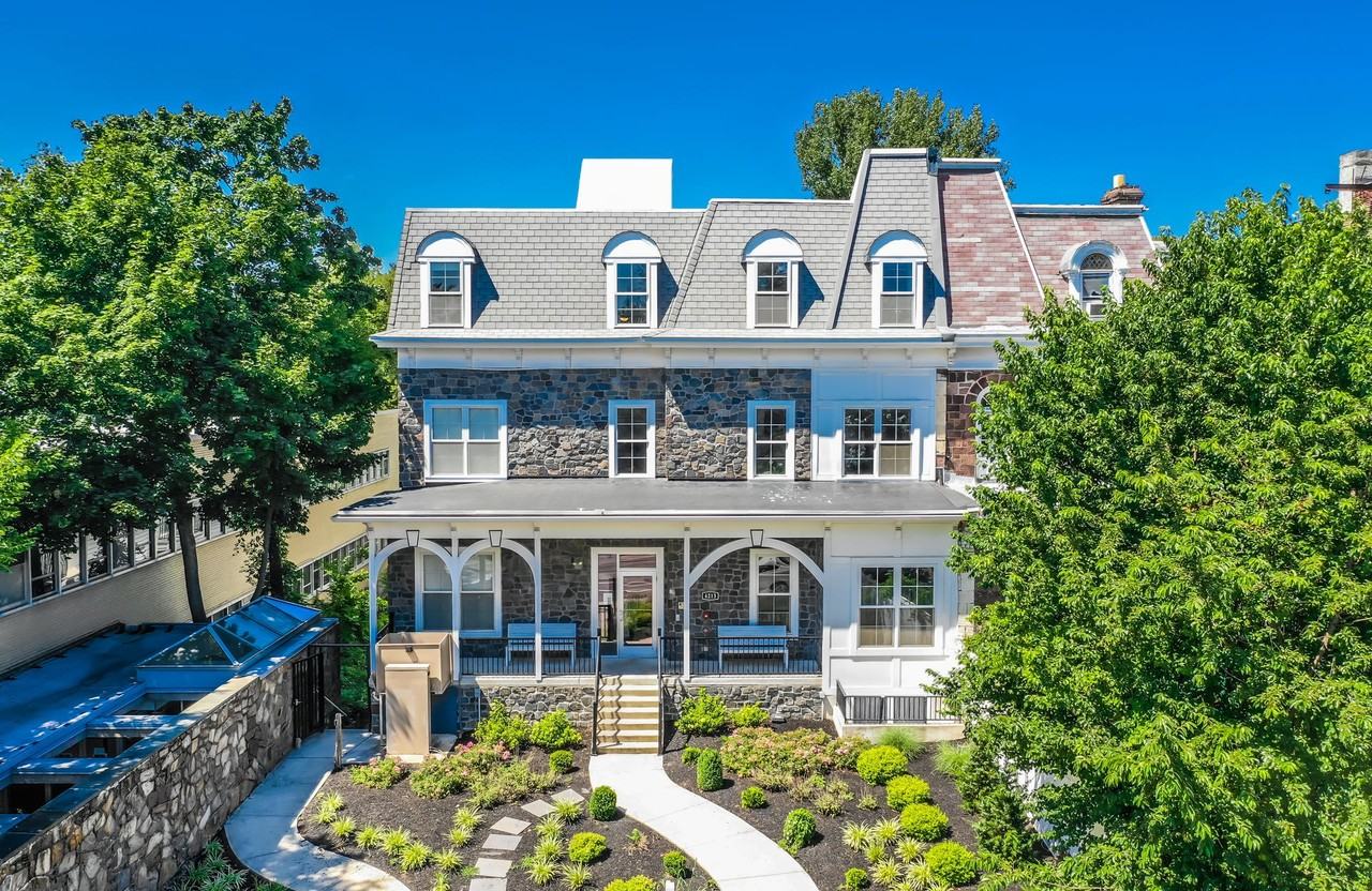 4213 Chester Avenue — Modern Living in the Heart of University City - Photo 3 of 47