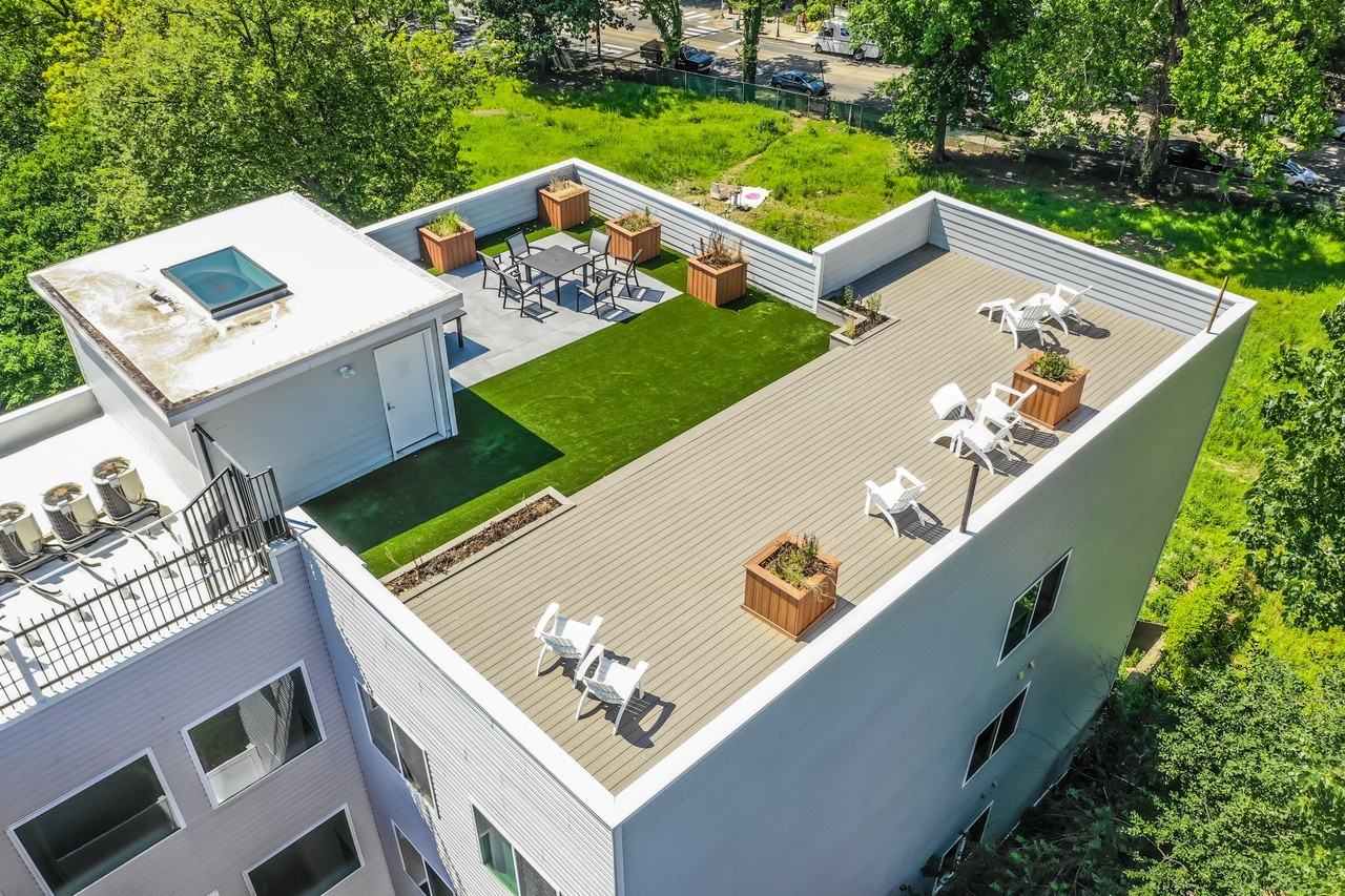 4213 Chester Avenue — Modern Living in the Heart of University City - Photo 4 of 47