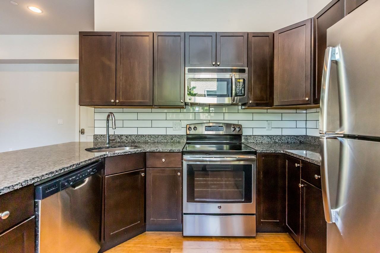 4213 Chester Avenue — Modern Living in the Heart of University City - Photo 6 of 47