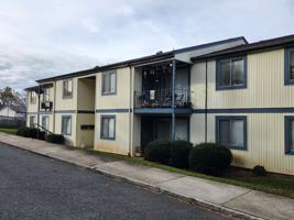 featured image of 1216 1216 & 1220 Moseley Drive Apts