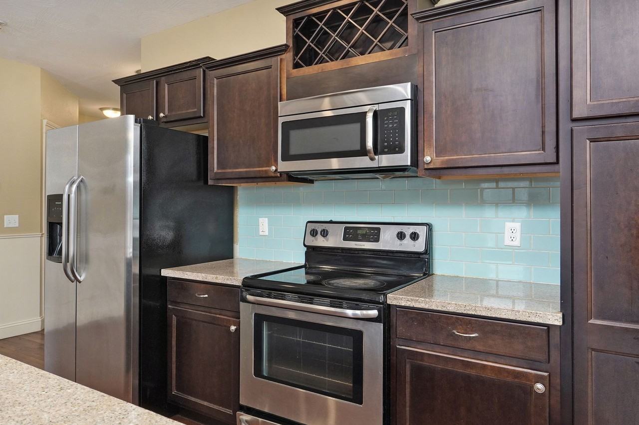 Walnut 1040 - Photo 4 of 33