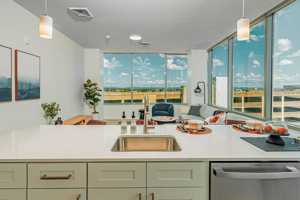 featured image of 835 W Hamilton St