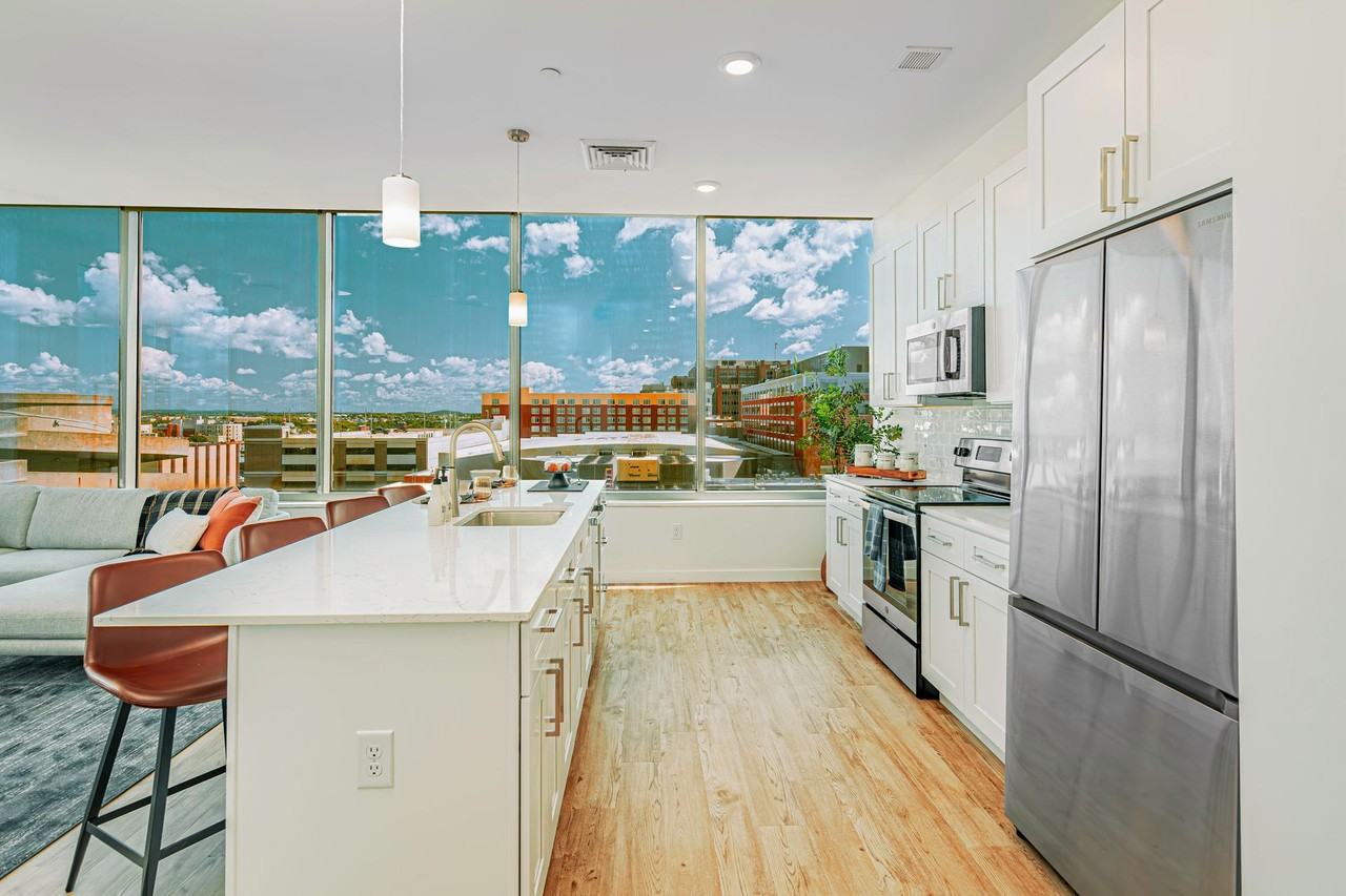 The Hamilton at Grand Plaza - Photo 2 of 50