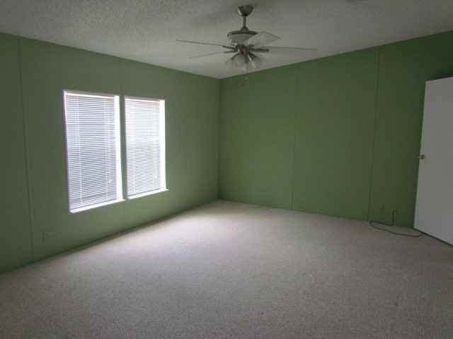 153 Summer St - Photo 3 of 12