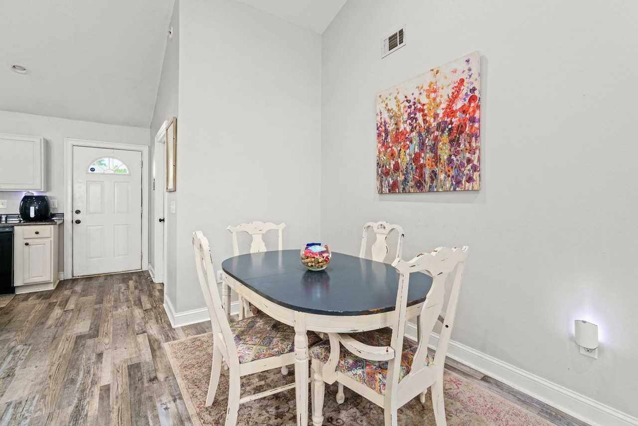 802 W Longleaf Dr #1 - Photo 6 of 15