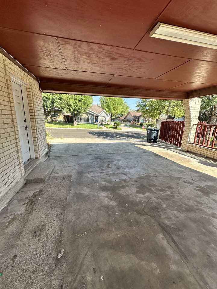 2292 Ricks Dr #NA - Photo 3 of 15