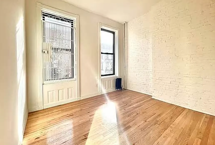 160 Stanton St #4B - Photo 2 of 10