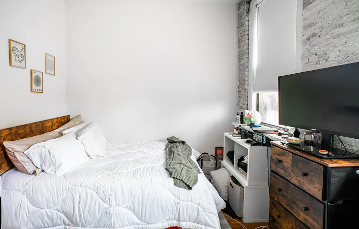 250 E 3rd St #1 - Photo 2 of 10