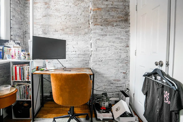 250 E 3rd St #1 - Photo 3 of 10