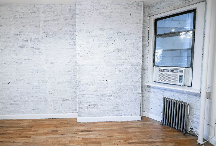 250 E 3rd St #1 - Photo 6 of 10