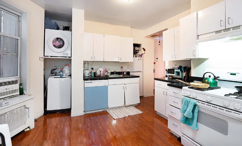 518 E 11th St #10 - Photo 6 of 8