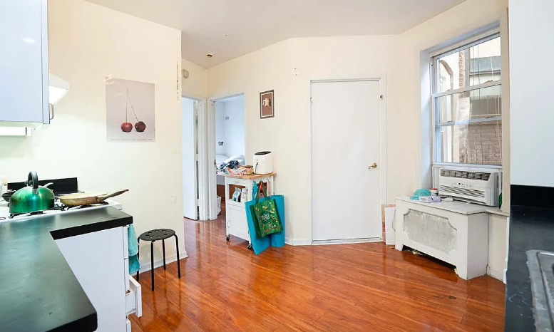 518 E 11th St #10 - Photo 7 of 8