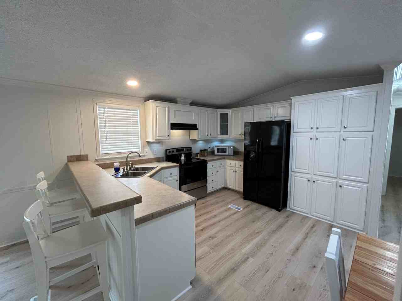 124 Craig Rd #NA - Photo 3 of 8