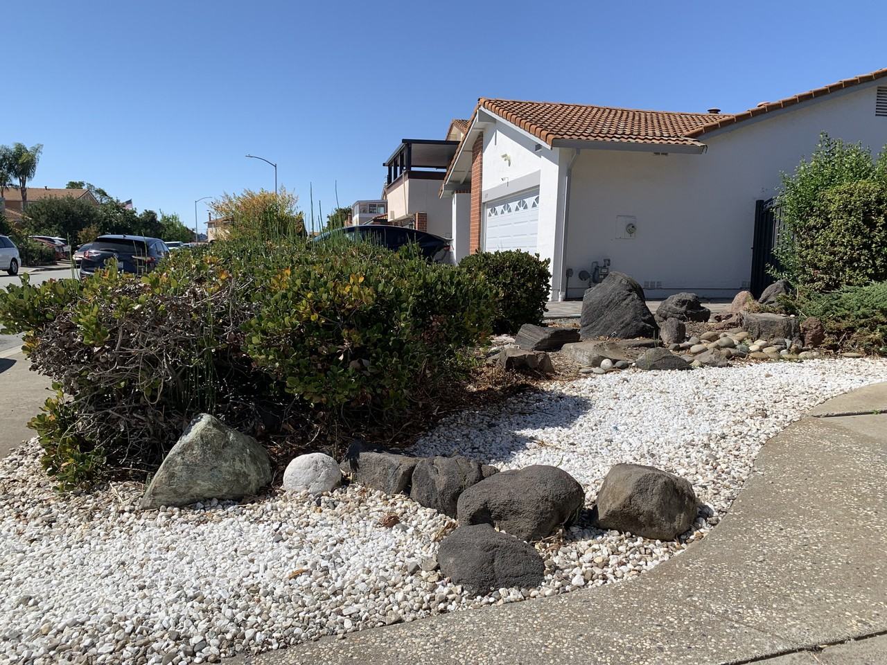 2471 Columbine Dr #NA - Photo 2 of 48