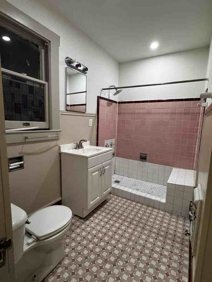 125 Adams St #5 - Photo 7 of 17