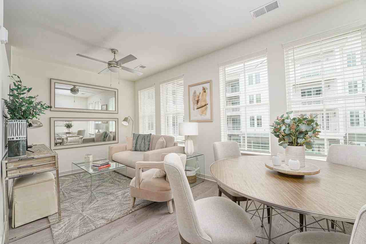 Lyric at Norton Commons Apartments - Photo 5 of 40