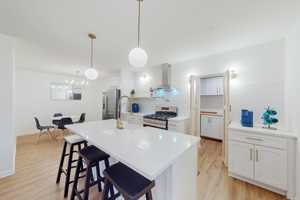 featured image of Valencia Rd