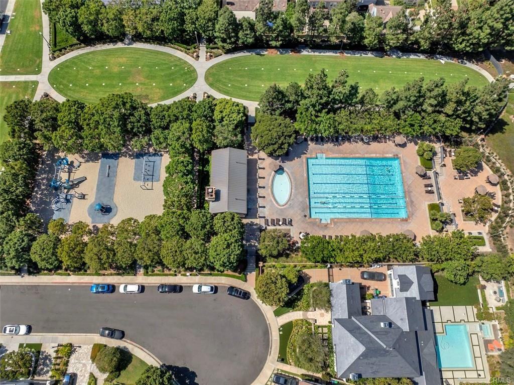 30 Palazzo - Photo 2 of 8