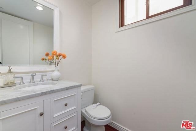 4328 Gentry Ave #4 - Photo 2 of 8