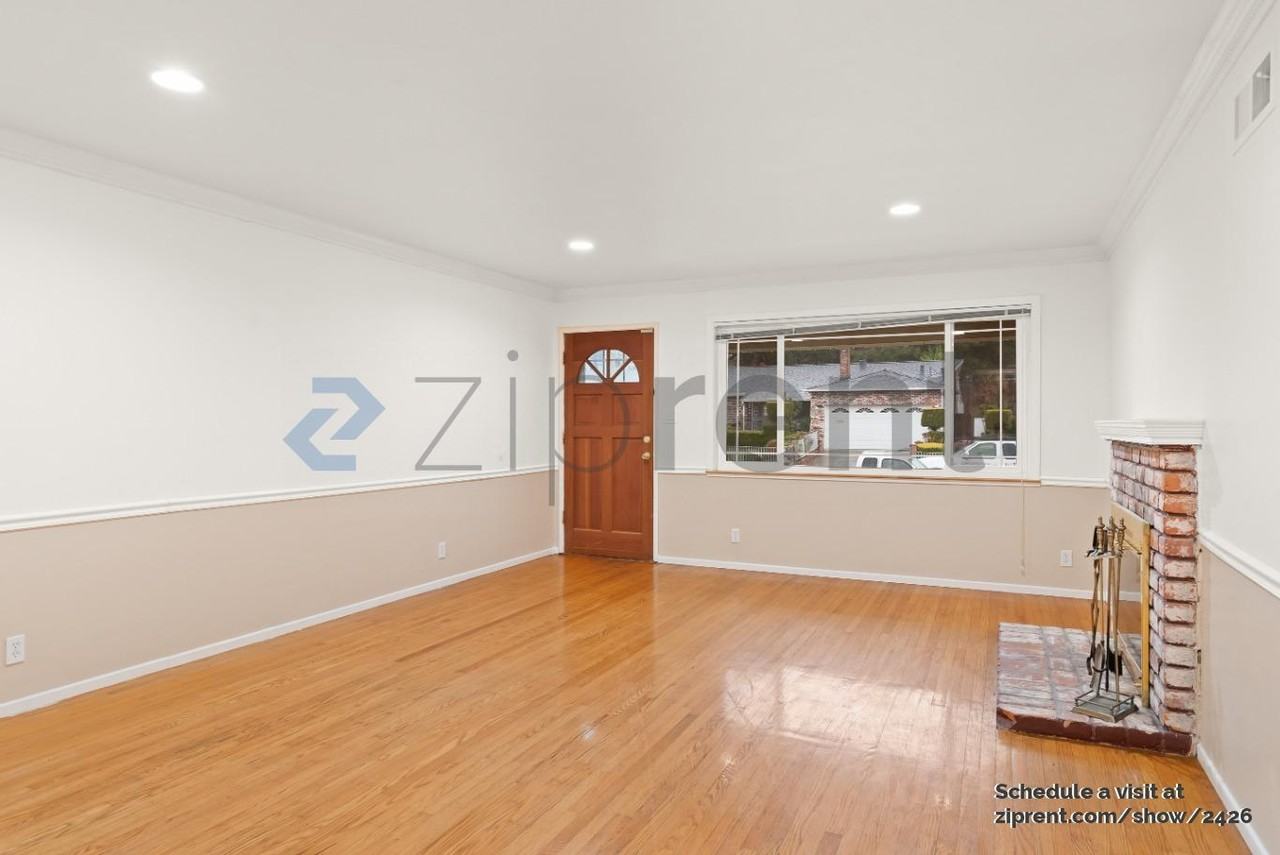 23841 Clayton St - Photo 2 of 19