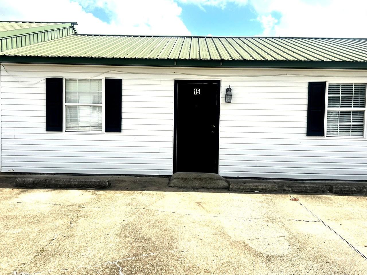 The Grande at Hub City - Photo 2 of 10