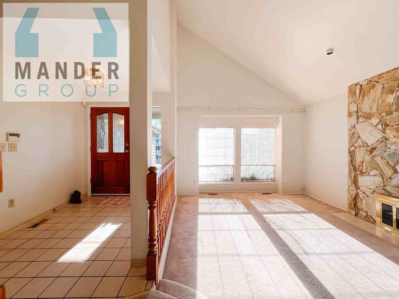 2492 Bendale Road - Photo 3 of 37