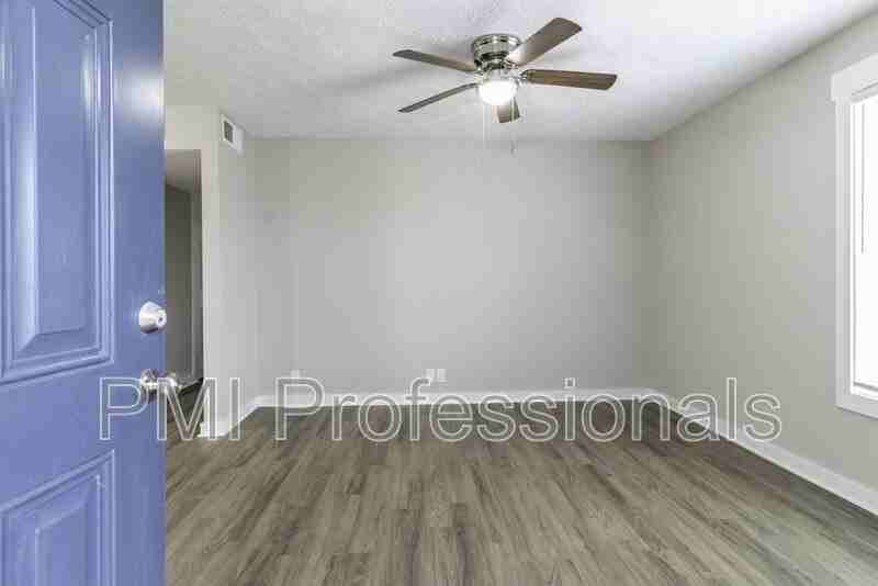 120 Kingsridge Dr - Photo 2 of 8