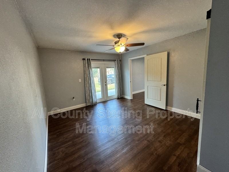 8732 Us Highway #A - Photo 5 of 8