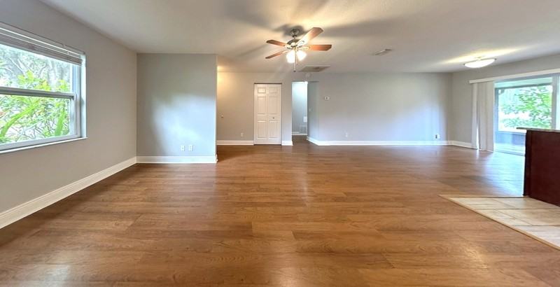 6475 Cedarbrook Dr S - Photo 5 of 43