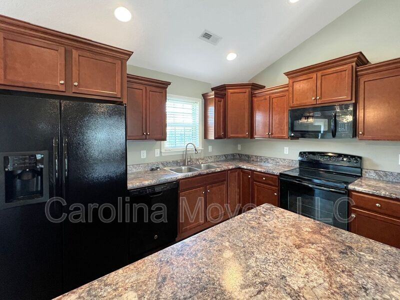 245 Sleepy River Road - Photo 5 of 15