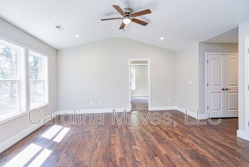 204 E Turner St - Photo 2 of 15