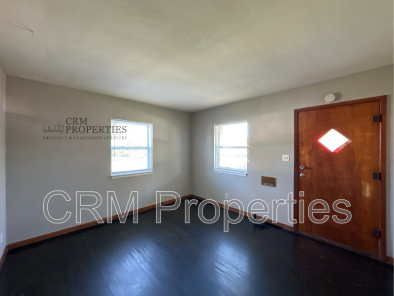 1630 N Colorado Ave - Photo 3 of 17