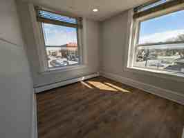featured image of 124 S 2nd St