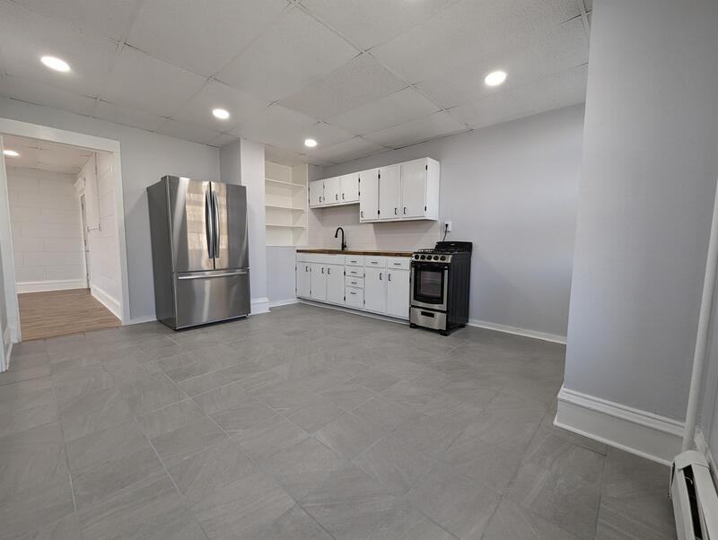 124 S 2nd St - Photo 7 of 12