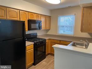 632B Rose Hollow Drive - Photo 2 of 10