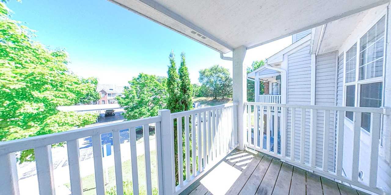 Whispering Lakes Apts - Photo 2 of 50