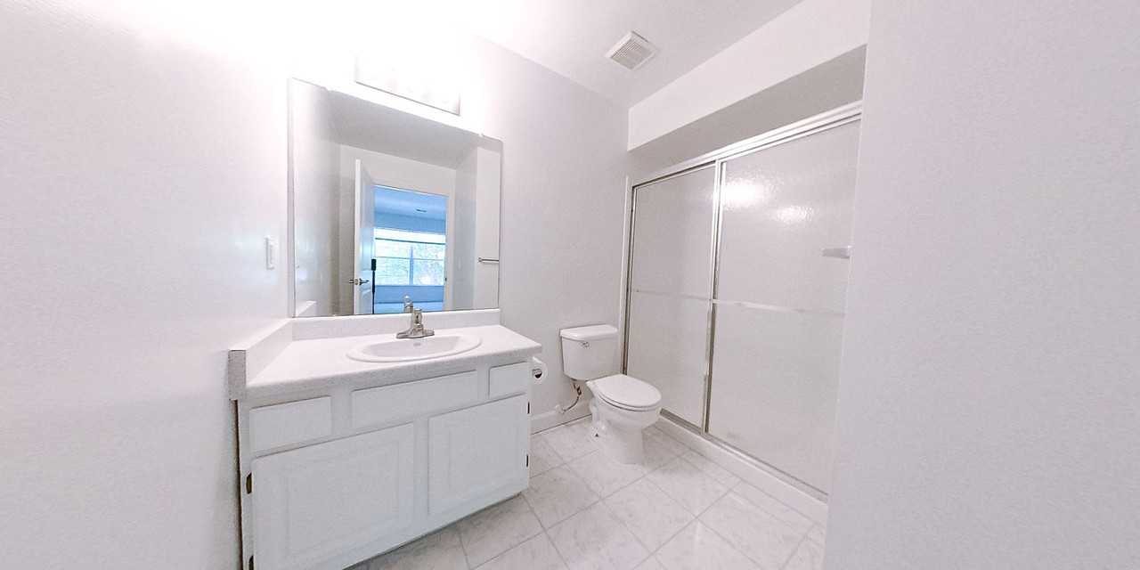 Whispering Lakes Apts - Photo 4 of 50