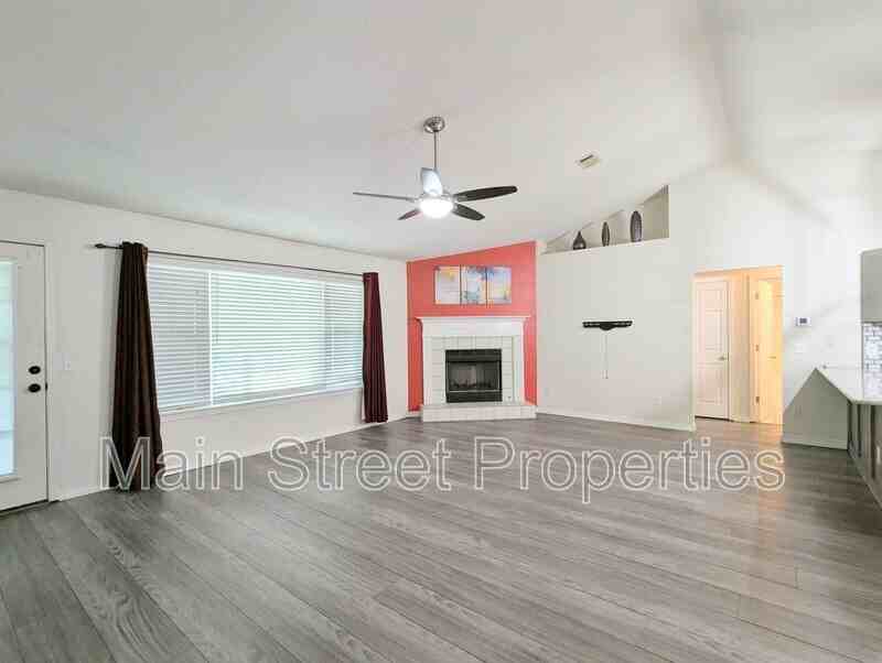 7440 Chimney Pines Dr - Photo 4 of 30