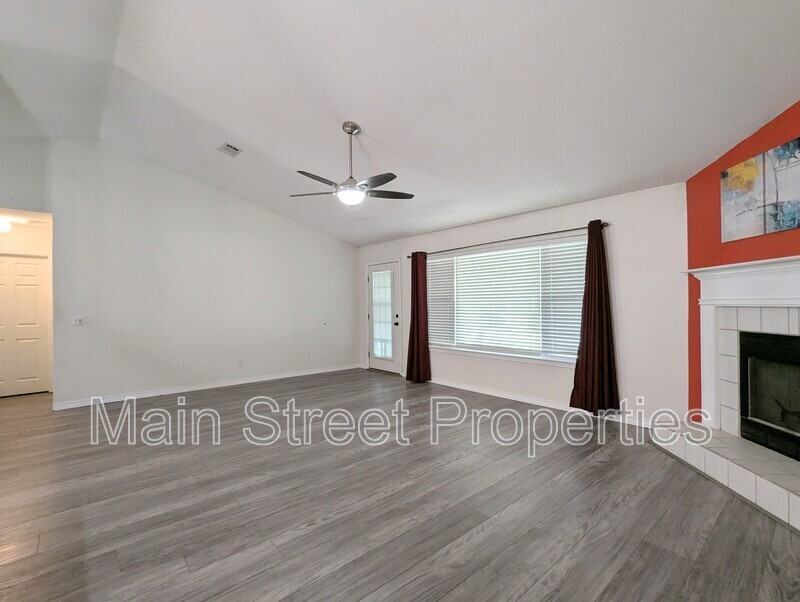 7440 Chimney Pines Dr - Photo 7 of 30