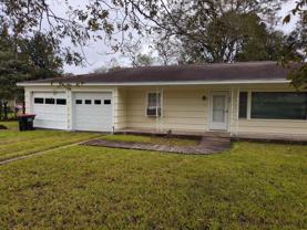 270 N Ann St - Photo 1 of 1