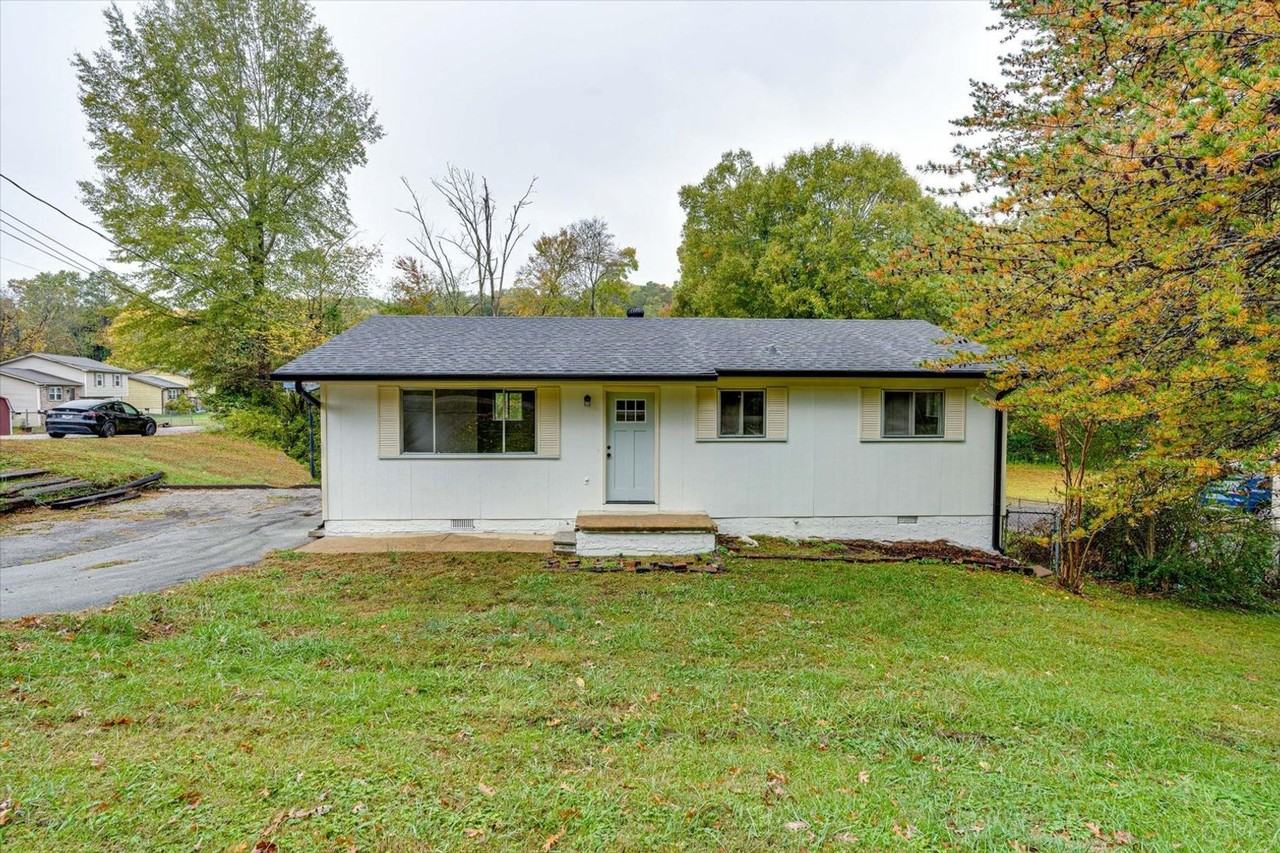 5601 Winding Ln - Photo 2 of 18
