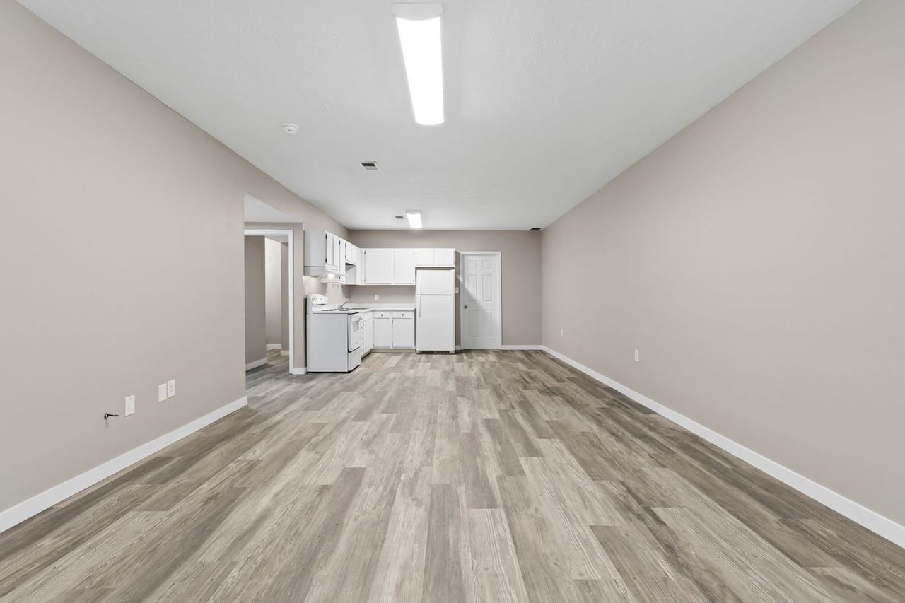 Arlington Apartments - Photo 3 of 22