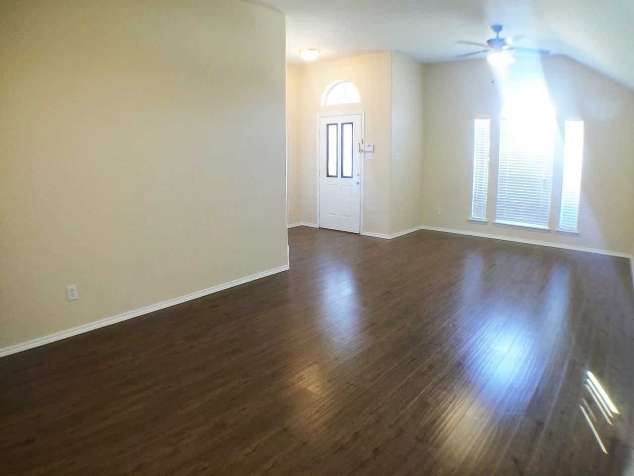 1006 Godwin Ave - Photo 3 of 19