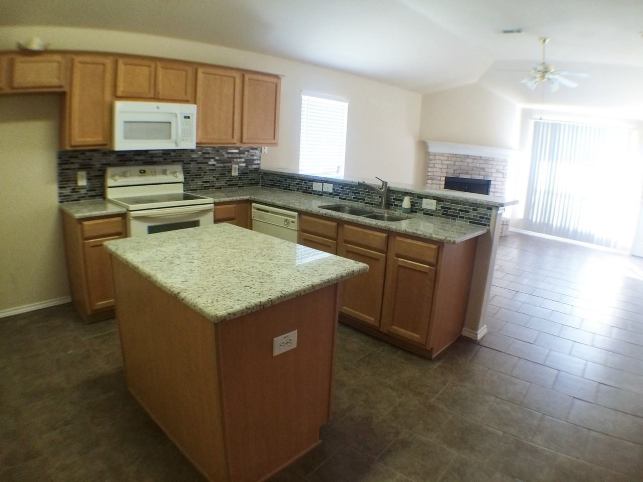 1006 Godwin Ave - Photo 7 of 19