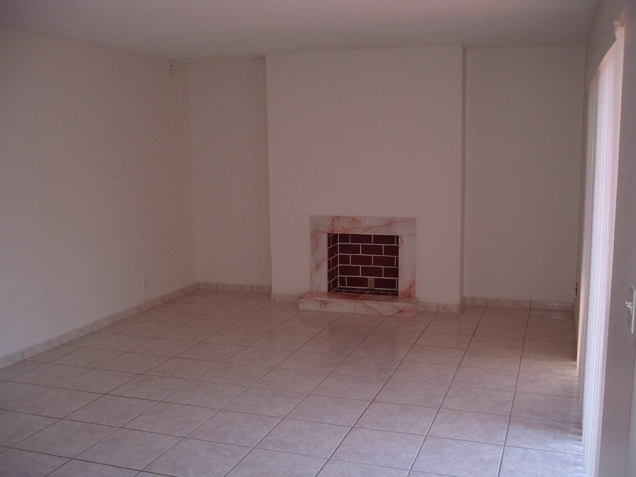 1714 Forest Lakes Cir Apt B - Photo 2 of 9