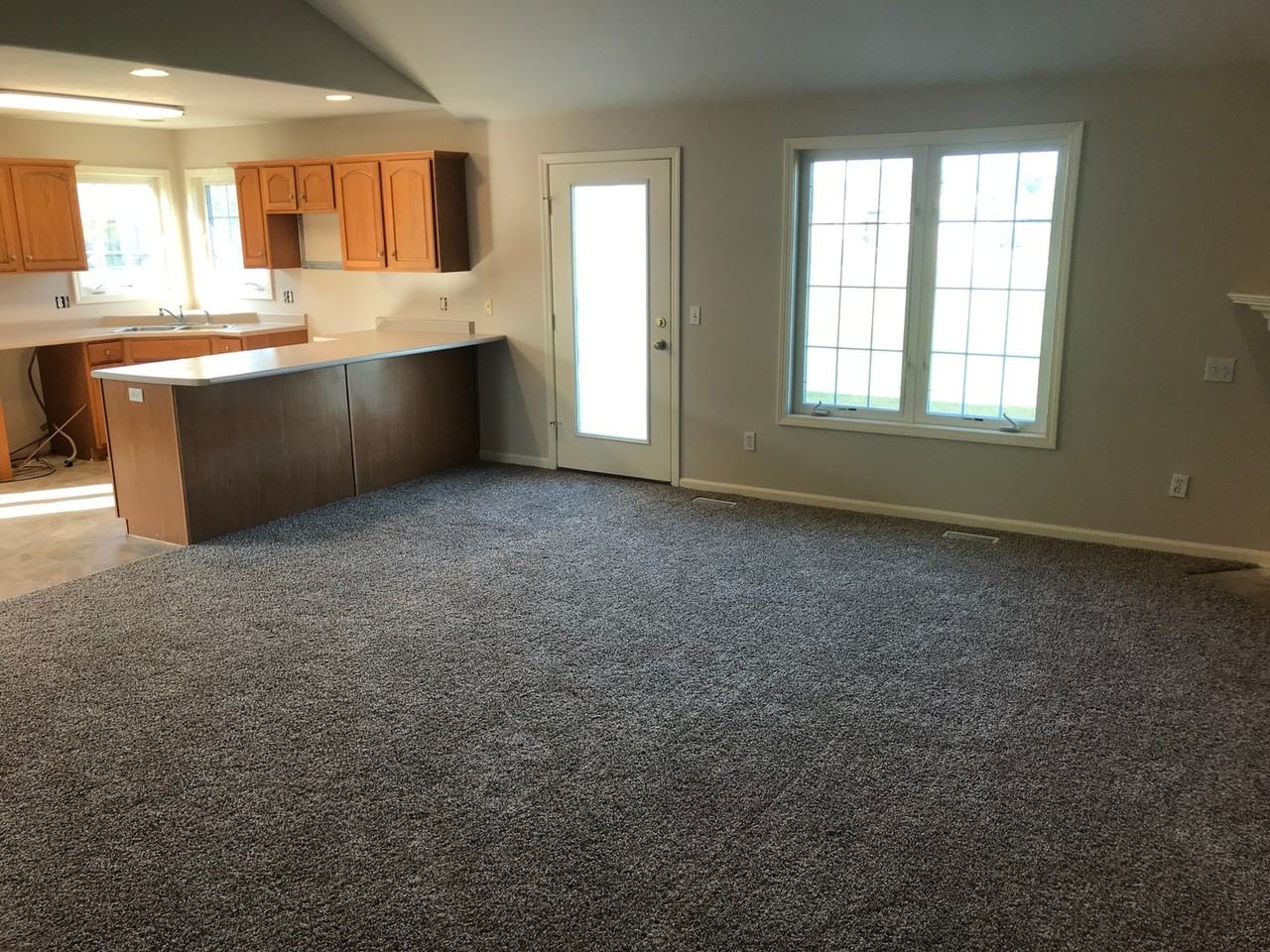 1573 Sunpointe Cv - Photo 6 of 20